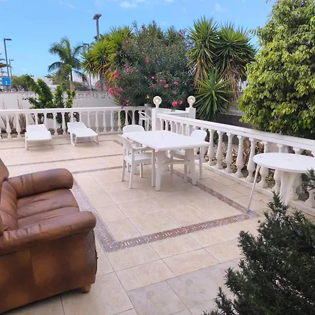 Villa Monkey Beach 别墅