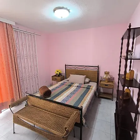 Villa Monkey Beach וילה *